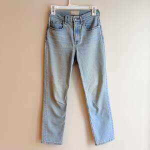 Everlane The Cheeky Jean Light Wash High-Rise Ankle Denim Size 25